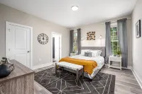 Cozy Space with Modern Kitchen and Fast Wifi - Charming Ranch Retreat