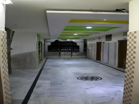 Hotel Anarkali Отели в г. Берхампур