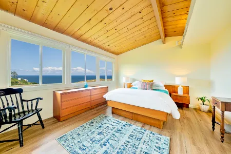 Stunning Ocean Views and Beautiful Outdoor Space - Exquisite Sanctuary Отели рядом с достопримечательностью «Заказник Торрей Пайнс Стейт»