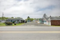 Ocean Spray Resort Cottage 6 by Grayland Beach Hotels in Grayland