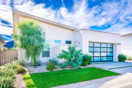 Private Heated Pool, Hot Tub and Gourmet Kitchen - Luxurious Oasis Отели рядом с достопримечательностью «Indian Wells Golf Club»