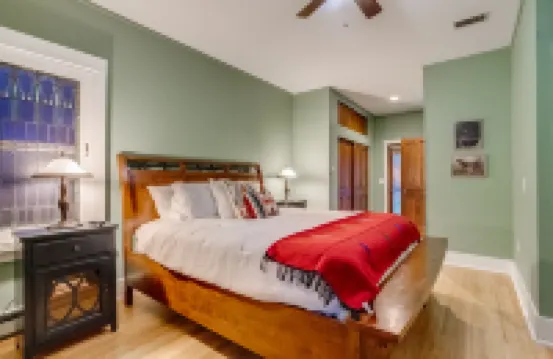 Mountain Views and Fenced Yard - Charming Golden Hideaway