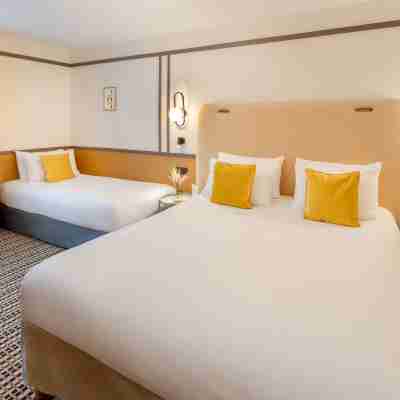 Best Western Plus Au Grand Saint Jean Rooms