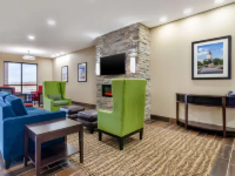 Comfort Inn & Suites Salina North Hotels in Salina