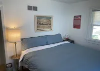 PET-FRIENDLY / COZY / DOWNTOWN RAPID Hotels near Berlin Wall