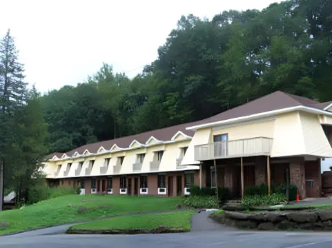 Passport Inn and Suites - Middletown