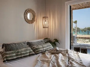 Seesoo Paros Beachfront Resort