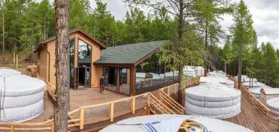 Lake Forest Lodge فنادق في 