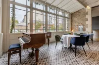 La Maison Blanche - AppartHotel climatisé, de charme, chic & cosy, centre-ville Hôtels à : Limoges