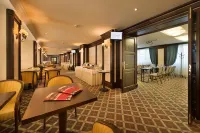 Apollo Hotel Bratislava - Breakfast