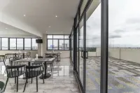 The Gandamar Hotel - parking