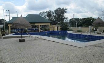Lamonde Guest House