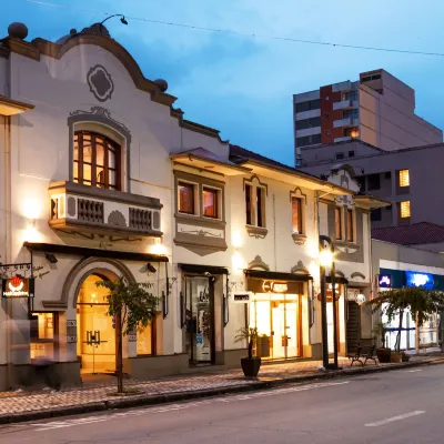 Hotel Gambrinus Hotels near Pedro Sanches Square
