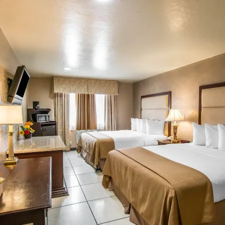 Hotel Baja San Diego