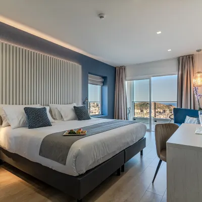 Ramada Resort by Wyndham Puerto de Mazarron Hotel dekat Pantai Bolnuevo