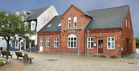 Bed and Breakfast Phønix Отели в г. Хольстебро