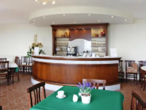 Estate in Monte Serra With Pool & Olive Views Hotels in Buti