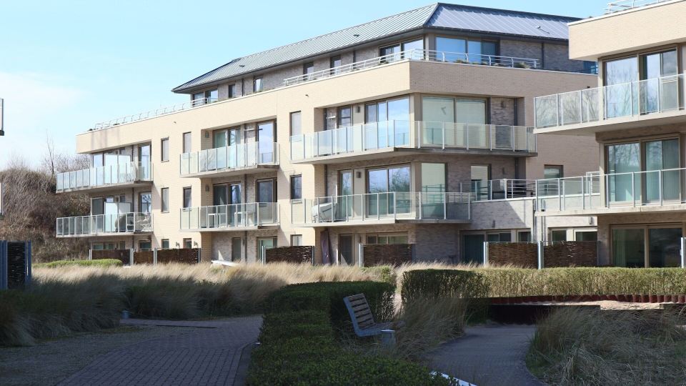 Apartment in Nieuwpoort with Terrace