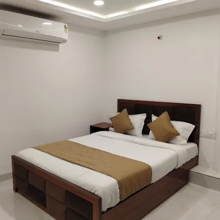 Hotel Shiv