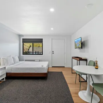 Cashmere Inn