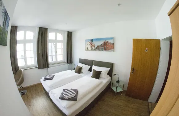 祖爾波斯特旅館酒店