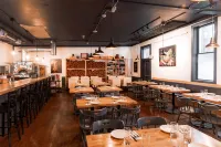 Silverbow Inn & Suites