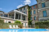 Résidence de Tourisme Vacances Bleues Villa Regina - Pools