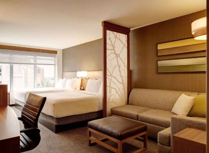 Hyatt Place Arlington Courthouse Plaza