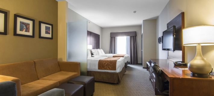 Comfort Suites Hotels in Saskatoon