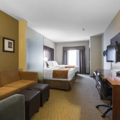 Comfort Suites Hotels near North Industrial
