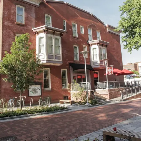 The Conwell Inn Отели рядом с достопримечательностью «Истерн Стэйт Пенитэншери»