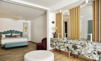 Cresanto Luxury Suites