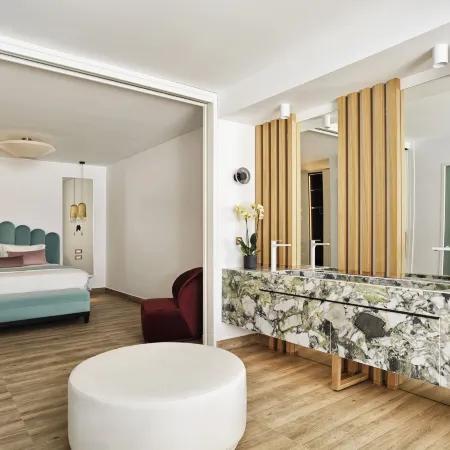 Cresanto Luxury Suites