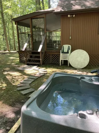 River Walk Cottage - Romantic Escape