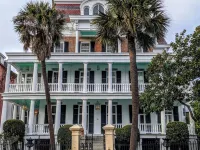 20 South Battery Hotels near Robert Lange Studios