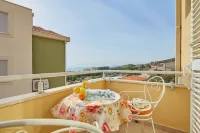 Apartments Zelic Tucepi - con vistas al mar