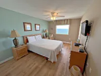 Driftwood Towers 4B