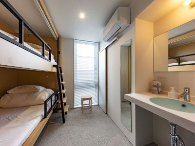 Plat Hostel Keikyu Kamakura Wave