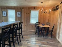 秋日嶺小屋酒店