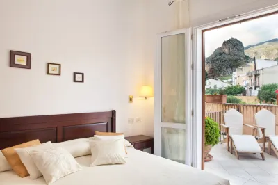 Hotel Ristorante Torre Bennistra Hotels near Tonnara di Scopello