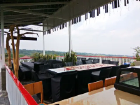 Villa Jaran Jingkrak - Hostel