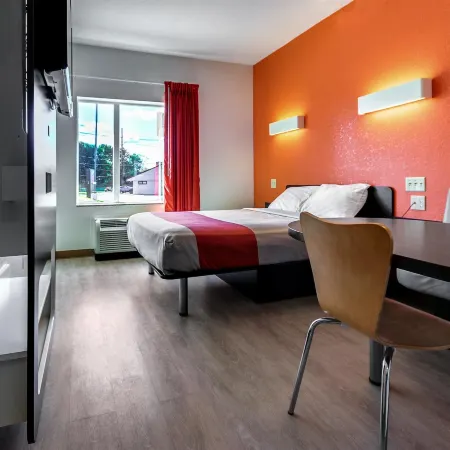 Motel 6 Allentown, PA