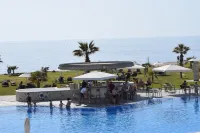 Amphora Hotel & Suites - Pool
