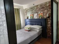 1 Bedroom Condo at One Oasis Condominuim Hotels in Cagayan De Oro
