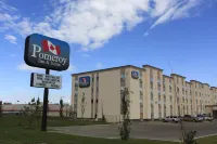 Pomeroy Inn and Suites Dawson Creek Hotel dekat Walter Wright Pioneer Village