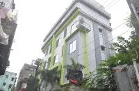 JK Rooms 126 Parashar Legacy - Opp Railway Station - Airport Shuttle