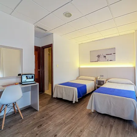 HOTEL LA PERLA