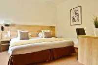 Domaine du Lac - Teritoria Hotels in Le Cannet-des-Maures