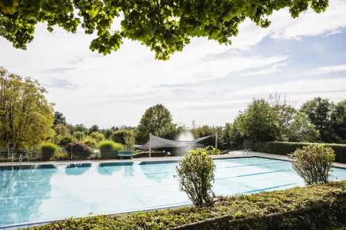 Wirthshof Hotel & Chalets Hotels in Markdorf