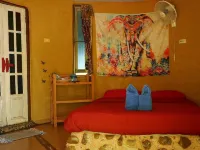 Pho Rak Nah Pai Hoteles cerca de Puente Memorial Pai